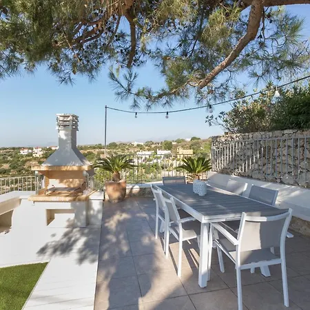 Effies Cozy Villa-spectacular View And Playground Villa *